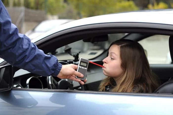 Aplicaciones que simulan alcoholímetro